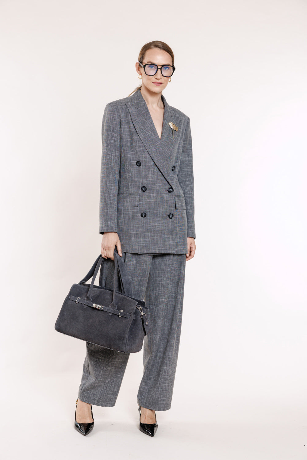 Suede bag in a grey shade