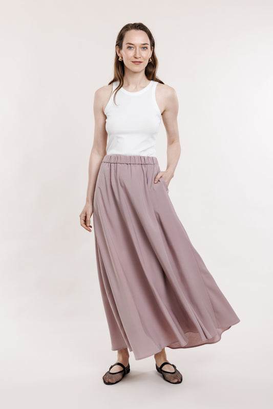 Soft pink skirt with elastic