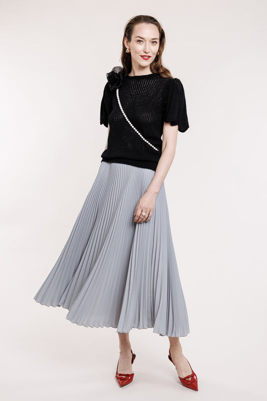 Pleated gray skirt