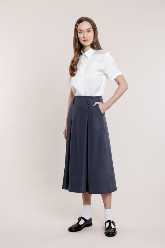 Gray pleated skirt