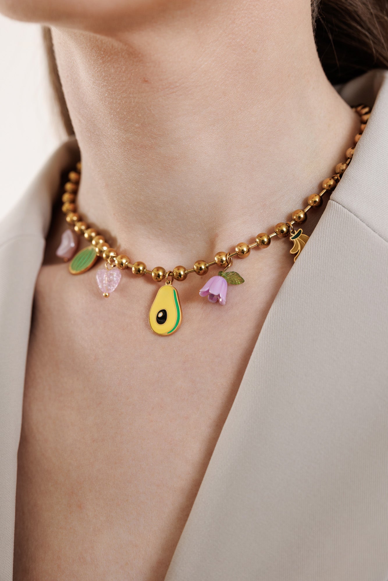 Kaklarota ar avokado