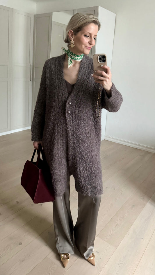 Knitted long jacket