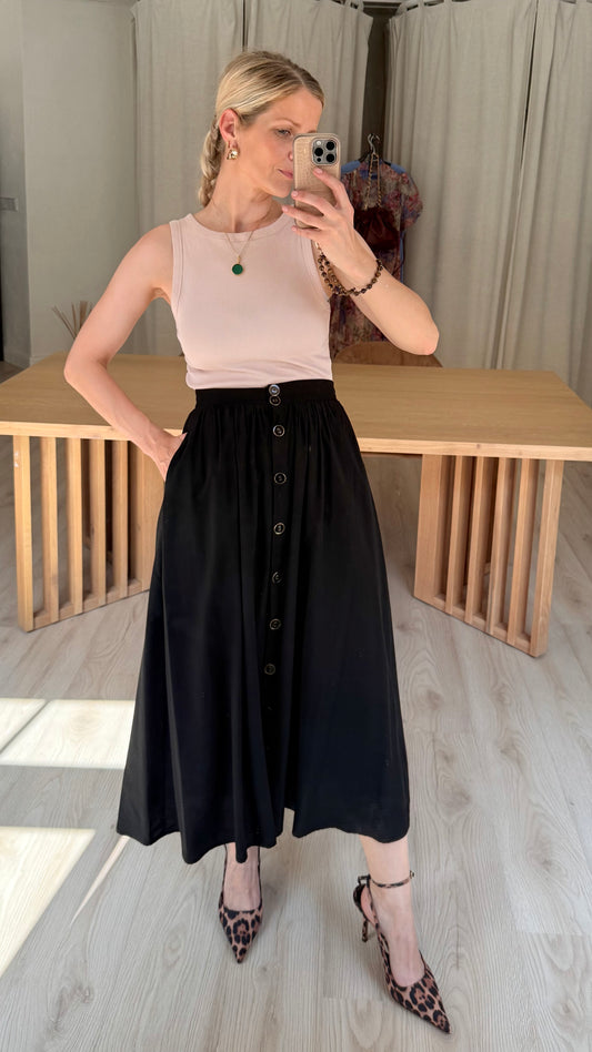 Chiffon skirt with buttons in black