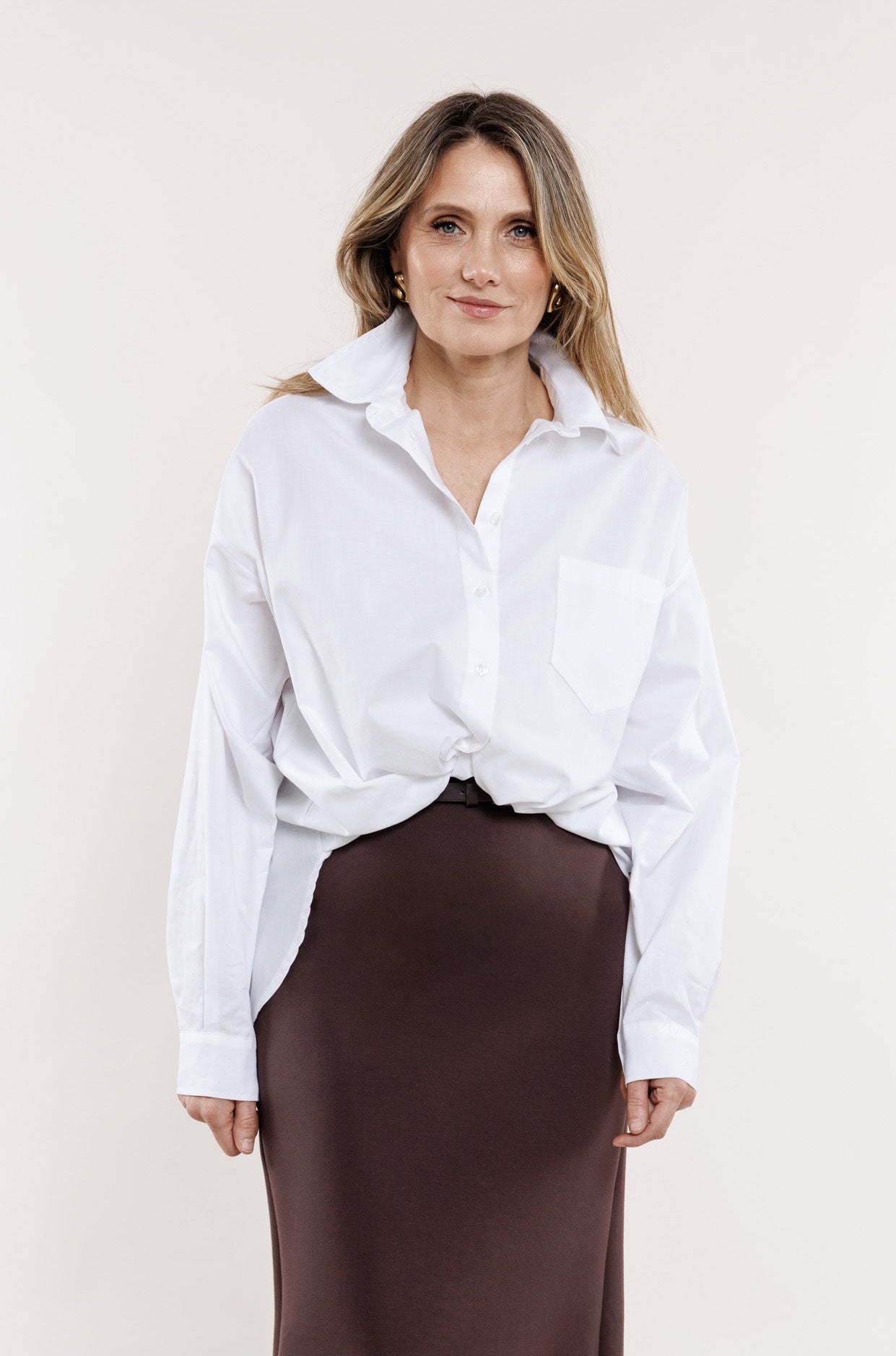 White oversized silhouette shirt