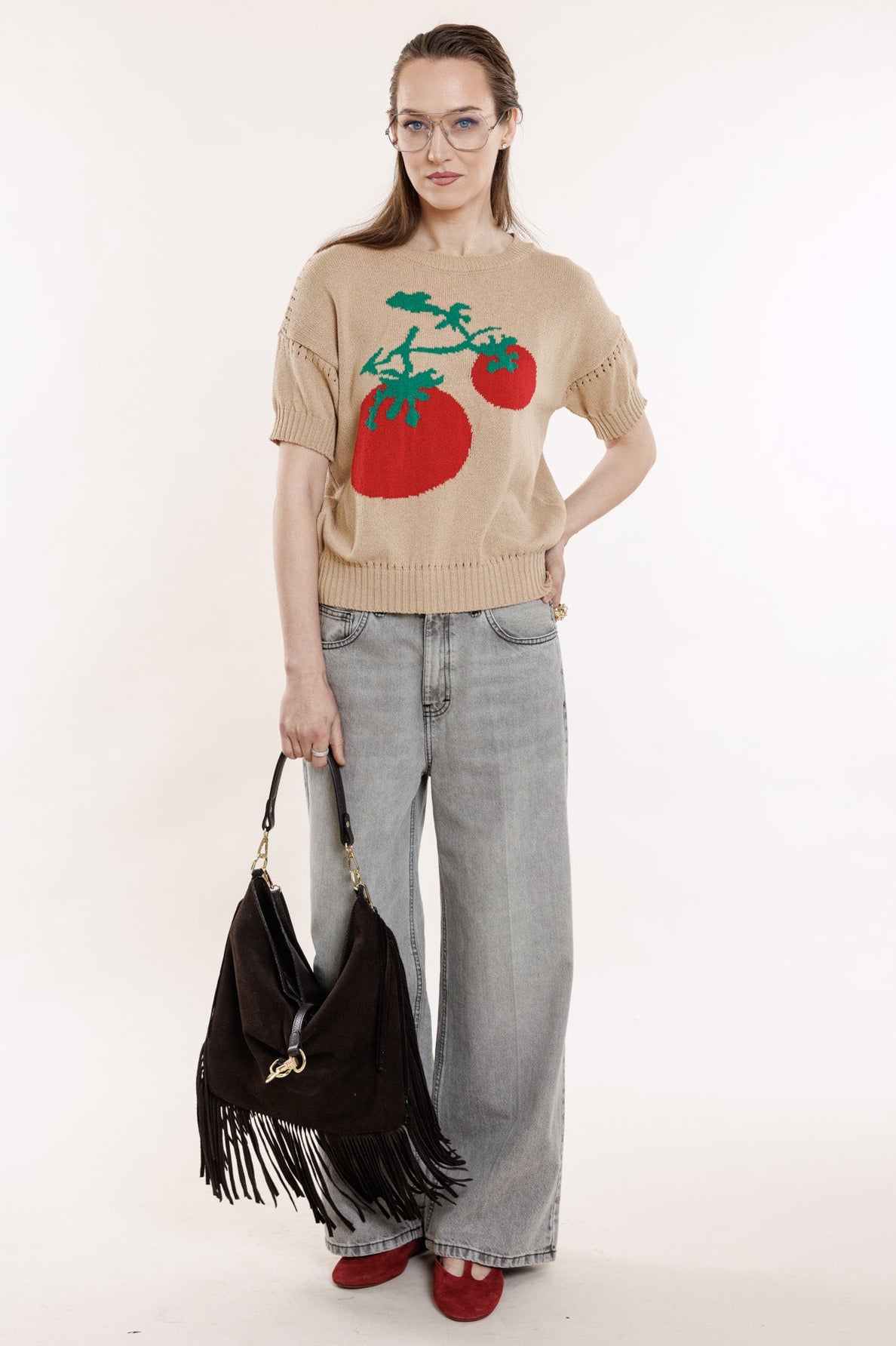 Sweater with tomatoes