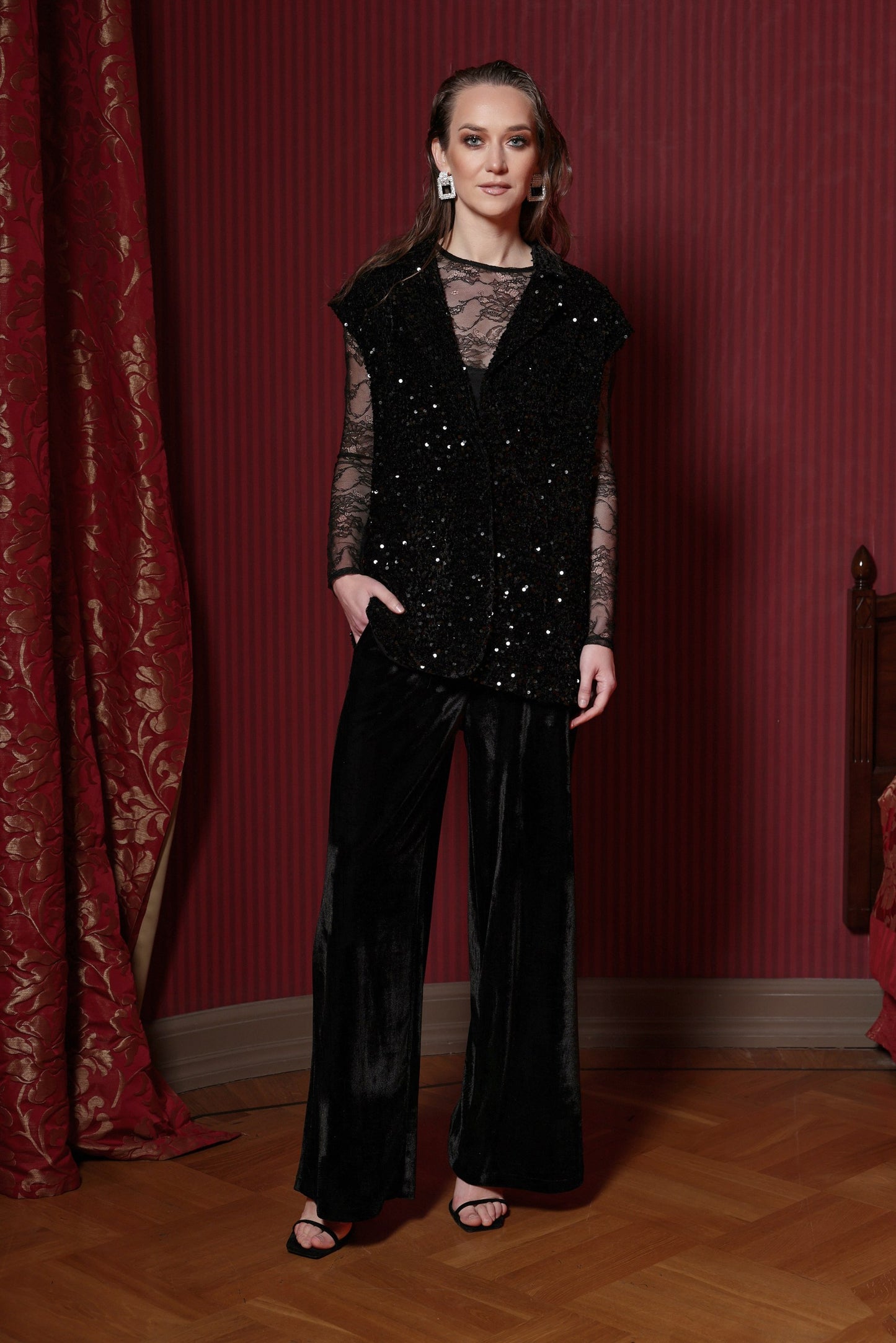 Samta bikses melnā tonī