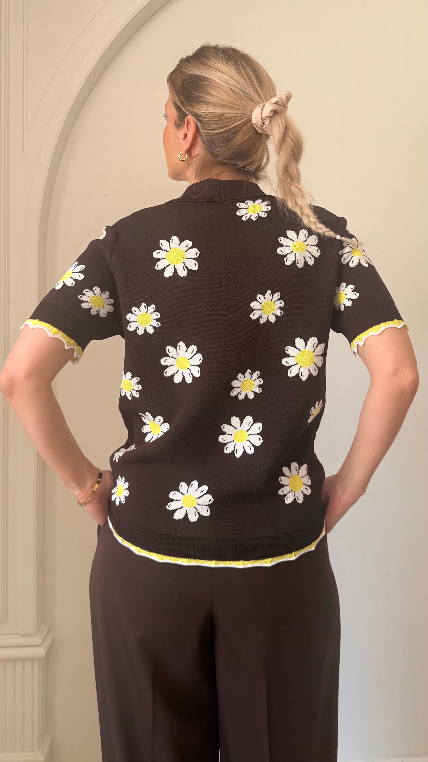 Polo ar margrietiņām